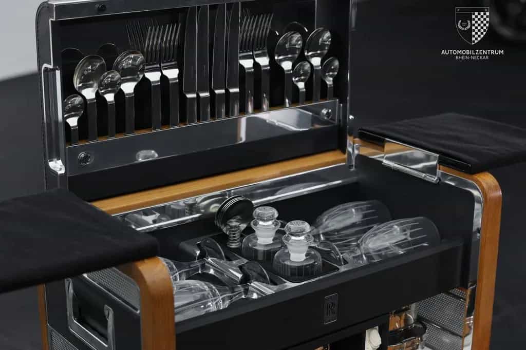Rolls-Royce Phantom Drophead 1 of 50 Picnic Hamper/Logos 01/2009-photo-30