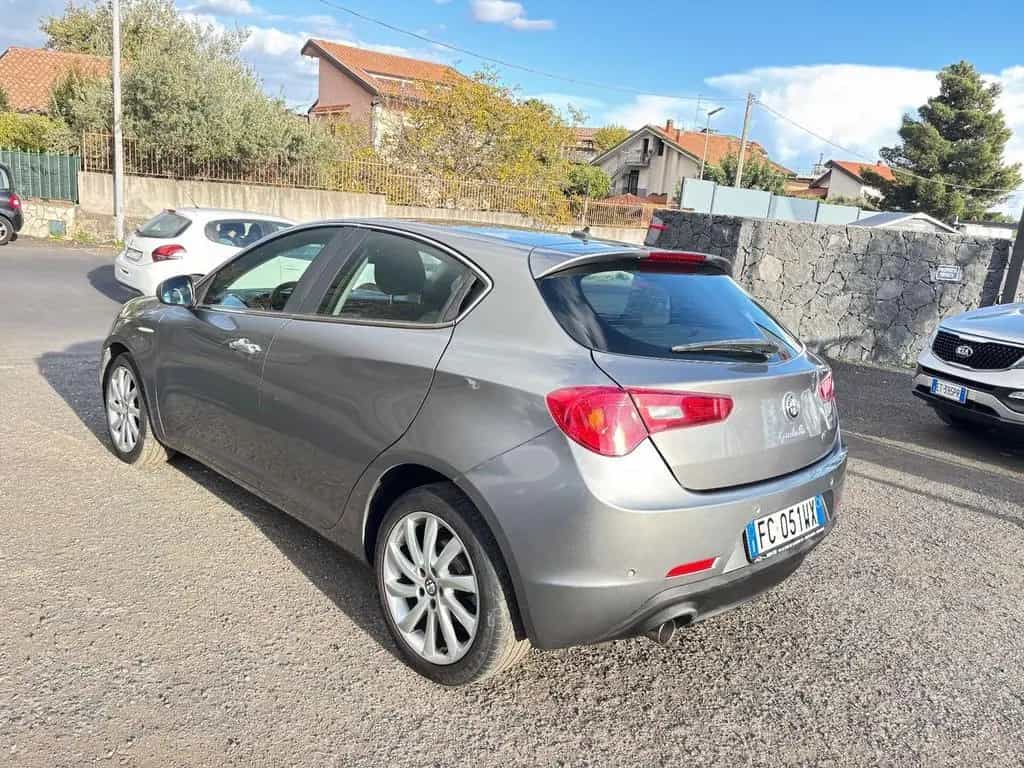 Alfa Romeo Giulietta 1.6 JTDm 120 CV Exclusive 03/2016-photo-3
