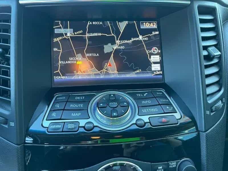 Infiniti QX70 3.0 diesel V6 GT AUTOMATICO -PELLE 04/2015-photo-10