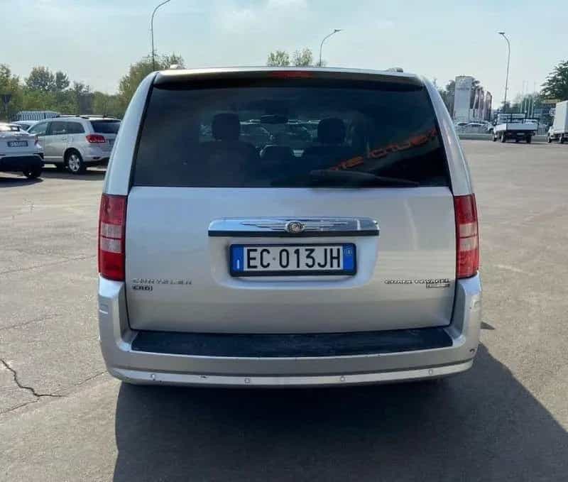 Chrysler Gr.Voyager 2.8 CRD 7 POSTI Touring GARA 04/2010-photo-3