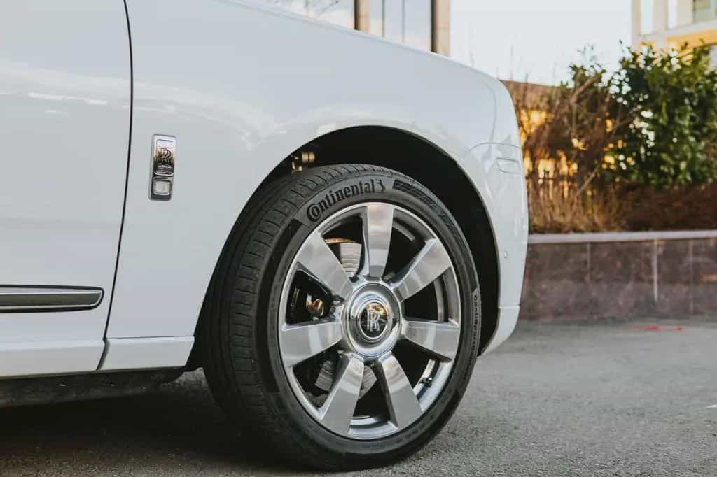 Rolls-Royce Cullinan 05/2023-photo-10