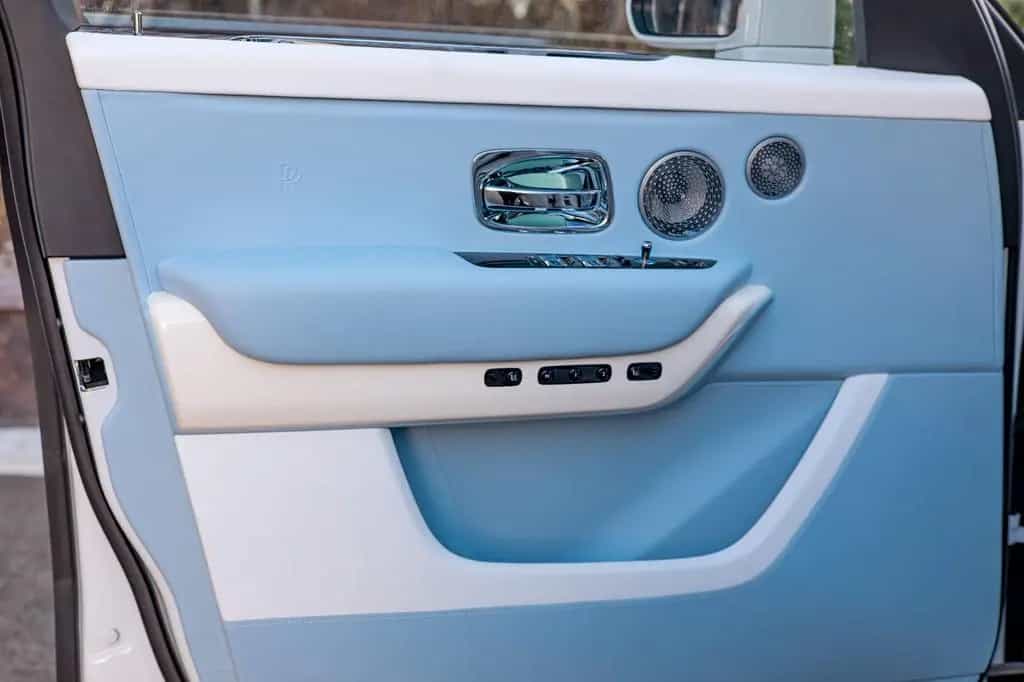 Rolls-Royce Cullinan 05/2023-photo-19