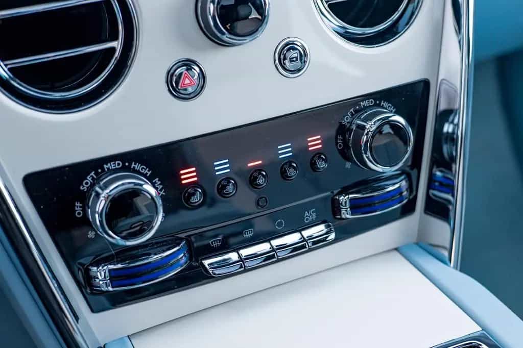 Rolls-Royce Cullinan 05/2023-photo-29