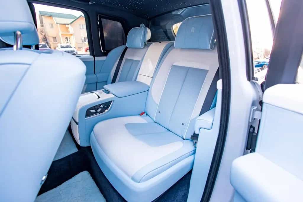 Rolls-Royce Cullinan 05/2023-photo-40