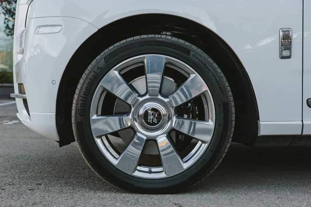 Rolls-Royce Cullinan 05/2023-photo-6