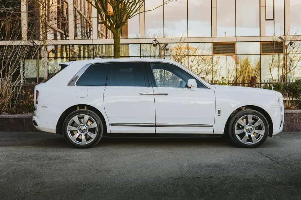 Rolls-Royce Cullinan 05/2023-photo-9