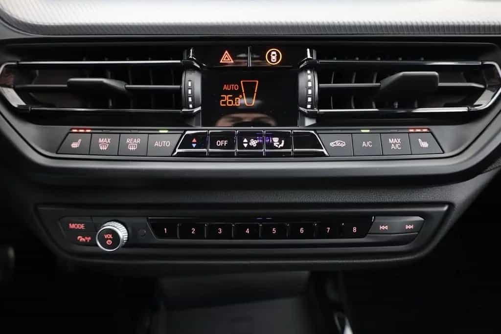 BMW 1 Series 118i M Sport LED Navi Sitzheizung Tempomat PDC 05/2020-photo-11