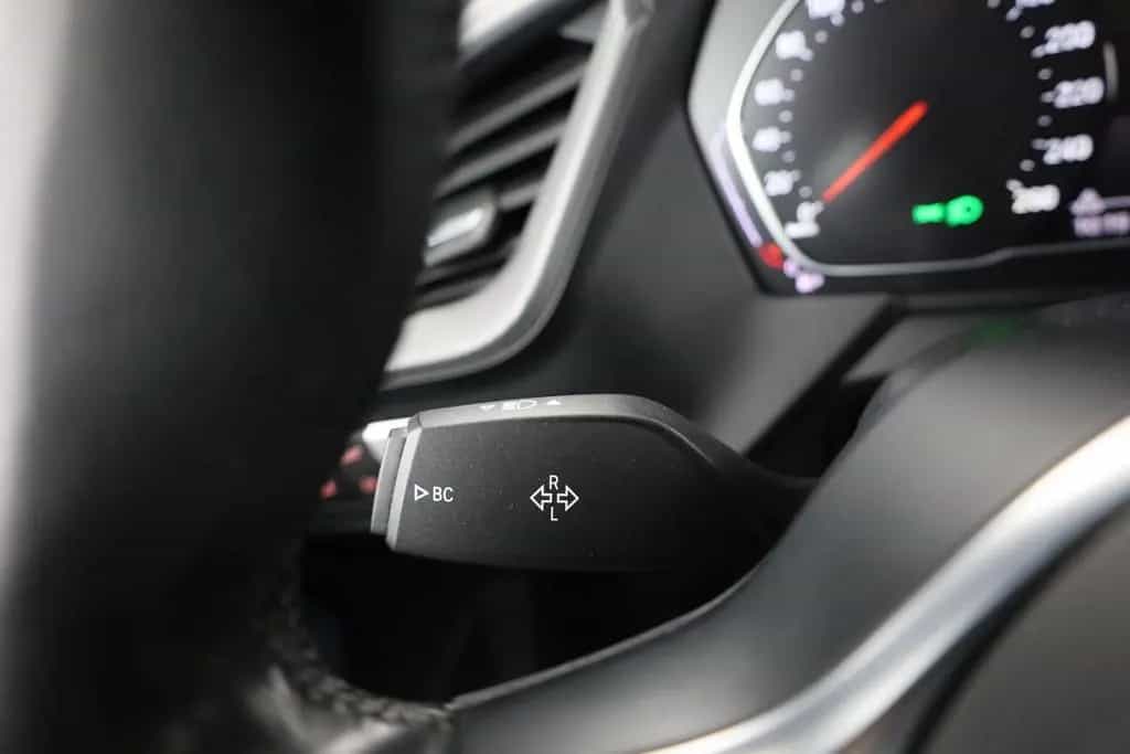 BMW 1 Series 118i M Sport LED Navi Sitzheizung Tempomat PDC 05/2020-photo-19