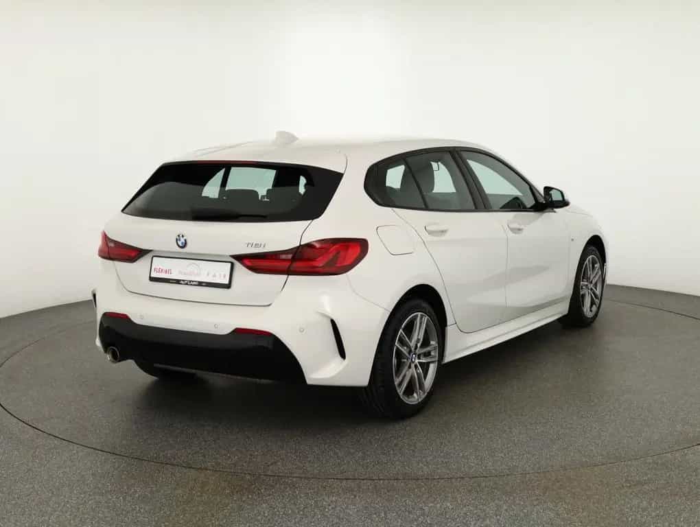 BMW 1 Series 118i M Sport LED Navi Sitzheizung Tempomat PDC 05/2020-photo-4