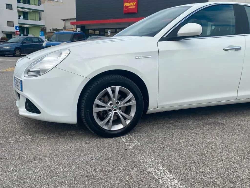 Alfa Romeo Giulietta 1.6 JTDm-2 105 cv/nuovissim 12/2013-photo-1