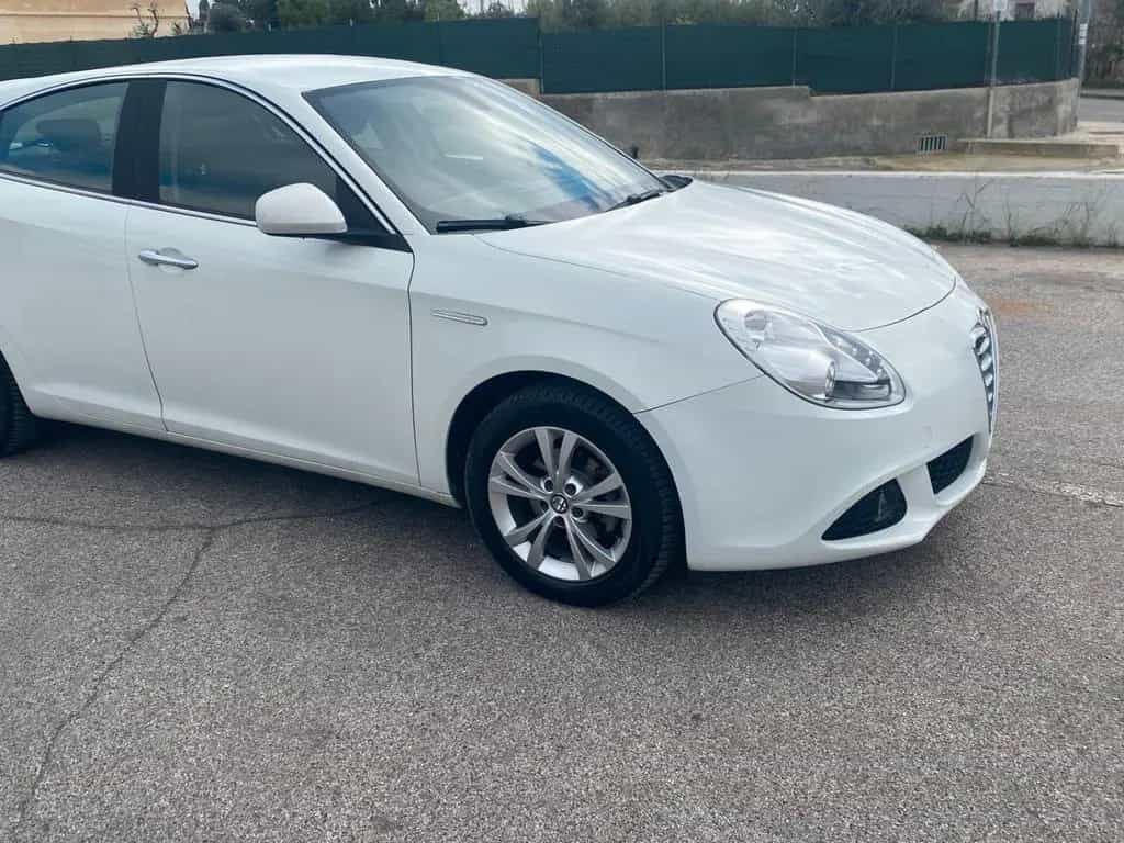 Alfa Romeo Giulietta 1.6 JTDm-2 105 cv/nuovissim 12/2013-photo-4