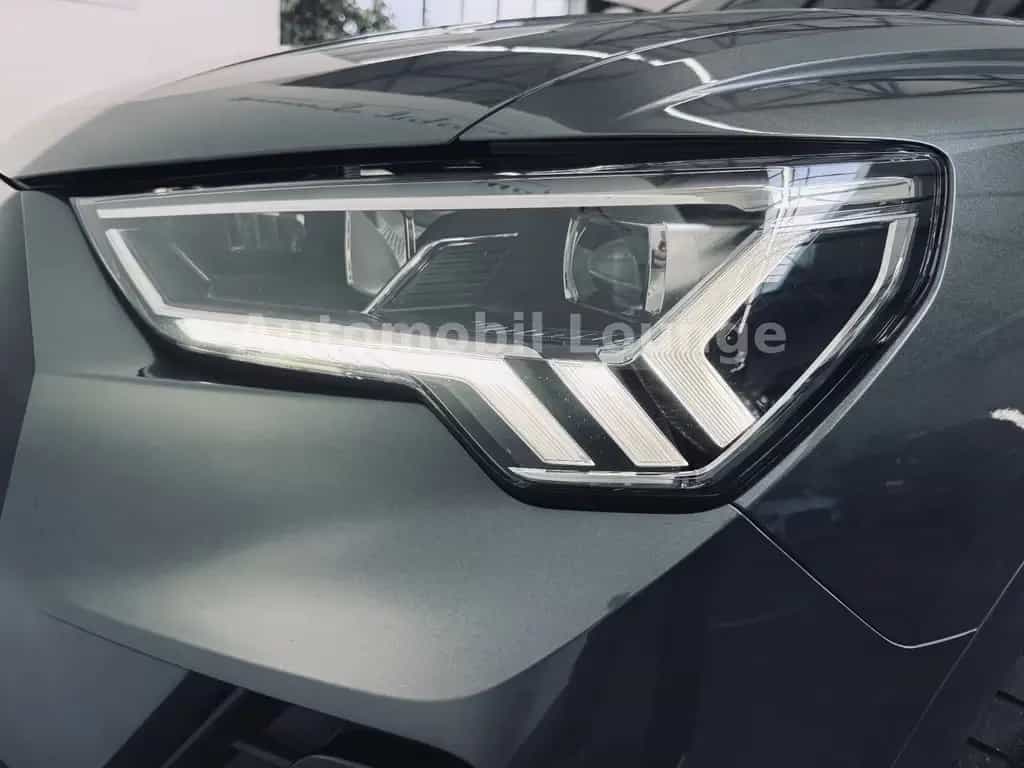 Audi Q3 40 TFSI quattro S line / Kamera / Navi / Ambi 09/2019-photo-10