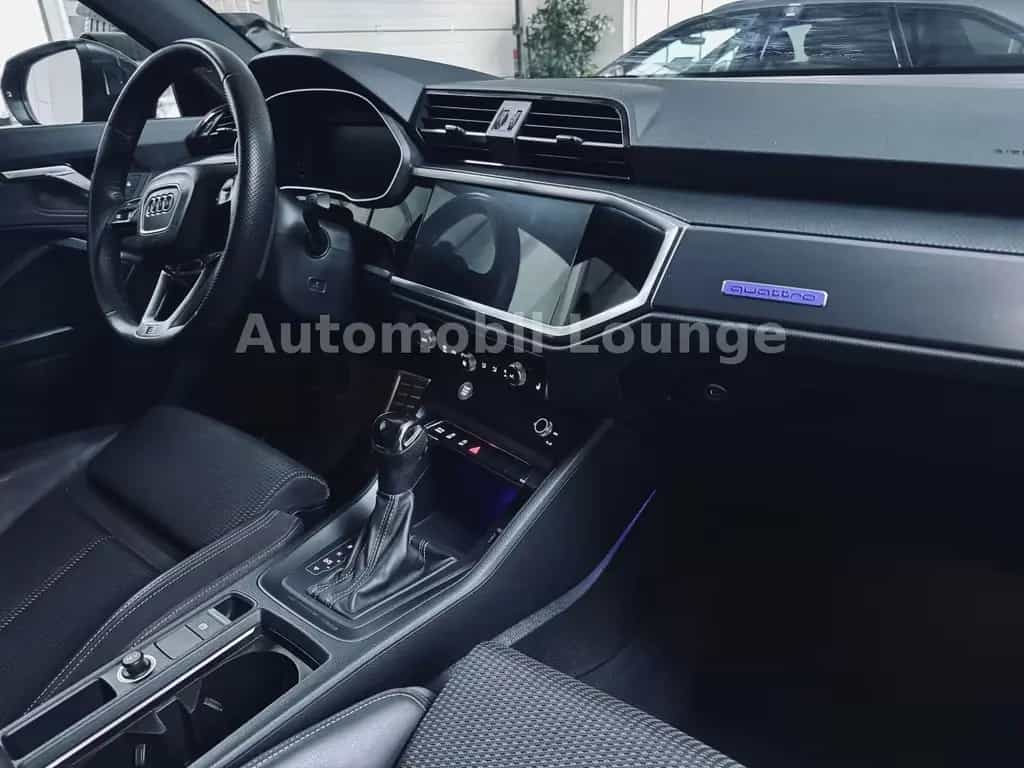 Audi Q3 40 TFSI quattro S line / Kamera / Navi / Ambi 09/2019-photo-23