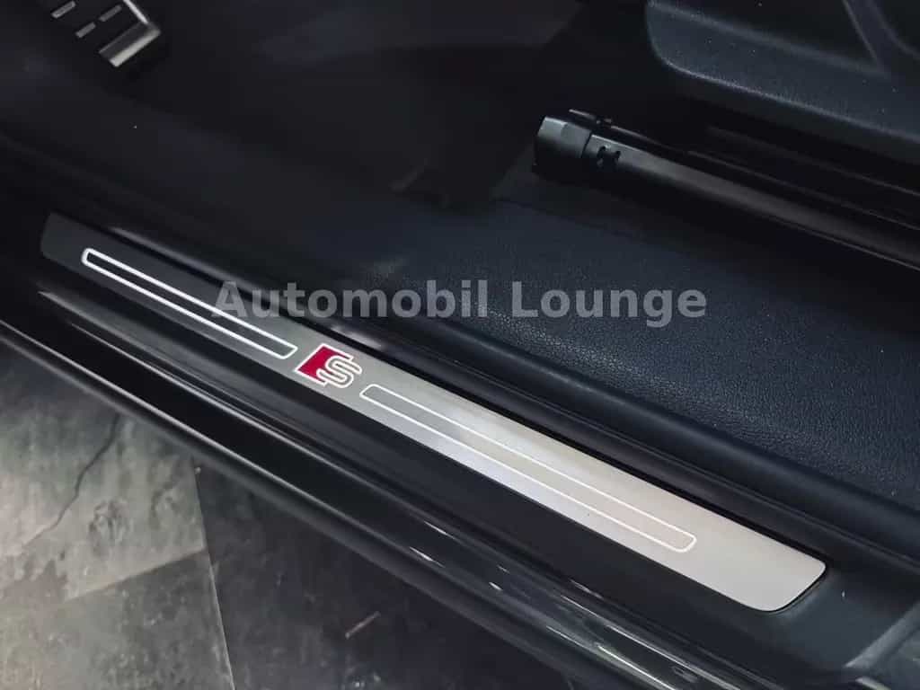 Audi Q3 40 TFSI quattro S line / Kamera / Navi / Ambi 09/2019-photo-26