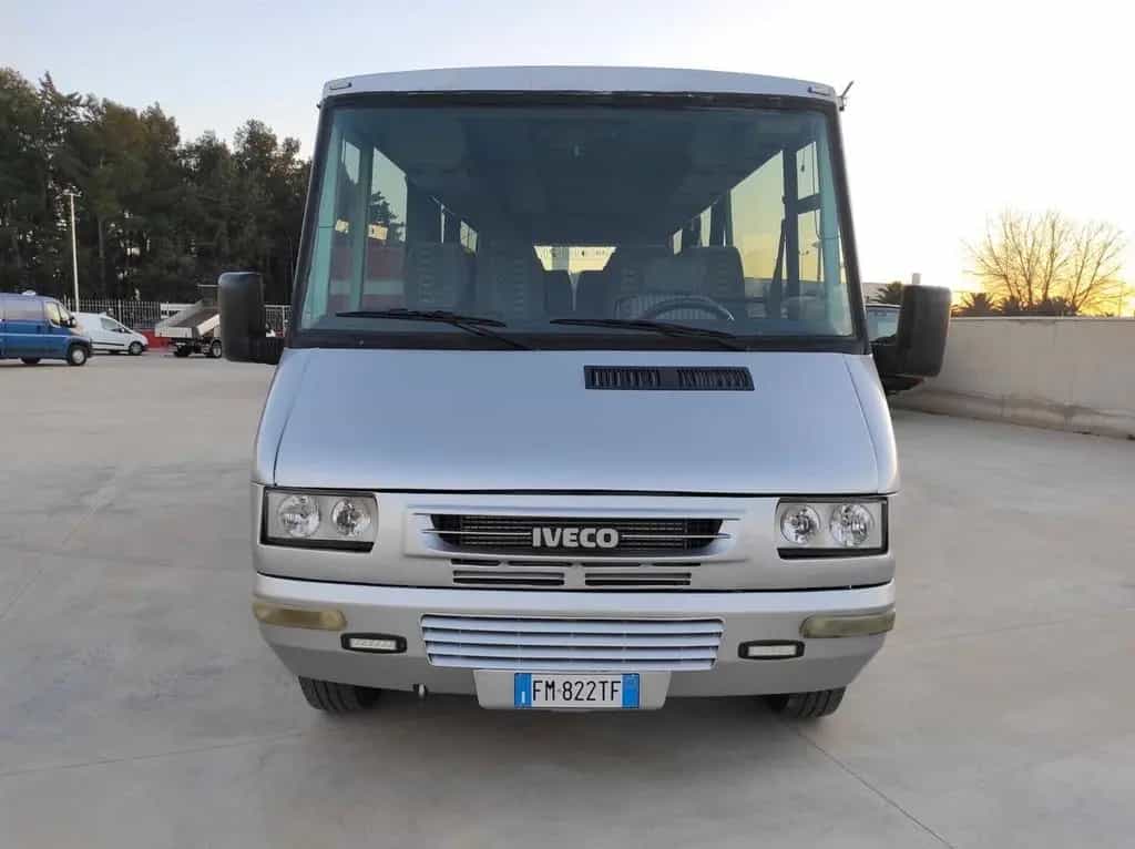 Iveco Minibus 25 POSTI - 2.5 Diesel 115cv 01/1995-photo-1