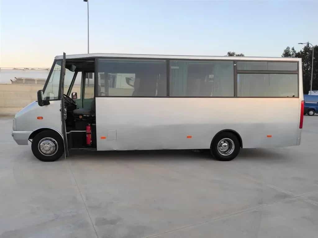 Iveco Minibus 25 POSTI - 2.5 Diesel 115cv 01/1995-photo-4