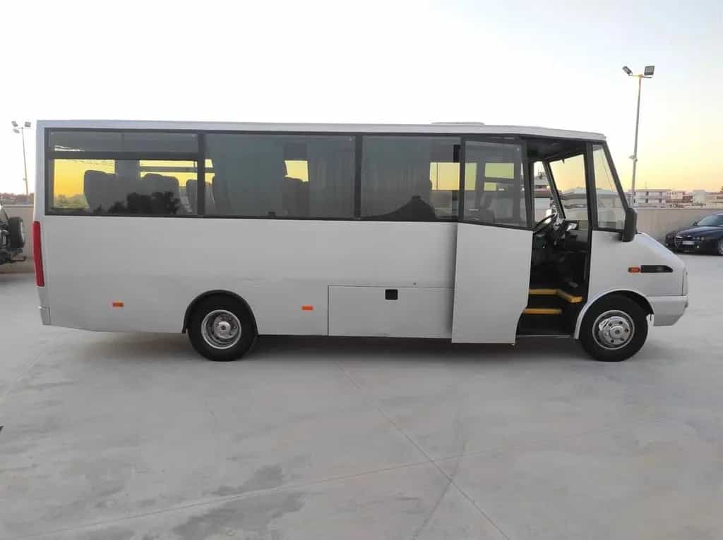 Iveco Minibus 25 POSTI - 2.5 Diesel 115cv 01/1995-photo-9