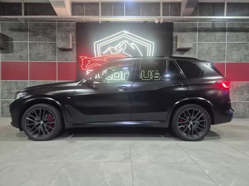BMW X5 Black Vermilion **SWAROVSKI**LASER*HUD*H&K* 09/2022-photo-2