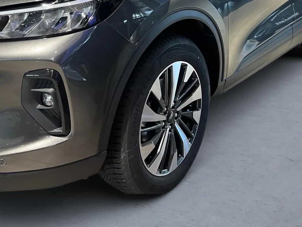 Ford Kuga 1.5l EcoBoost Titanium 5D M6 FWD AHK Winter null-photo-7