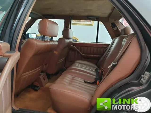 Lancia Thema Thema 8.32 ferrari 32v 215cv 06/1989-photo-1
