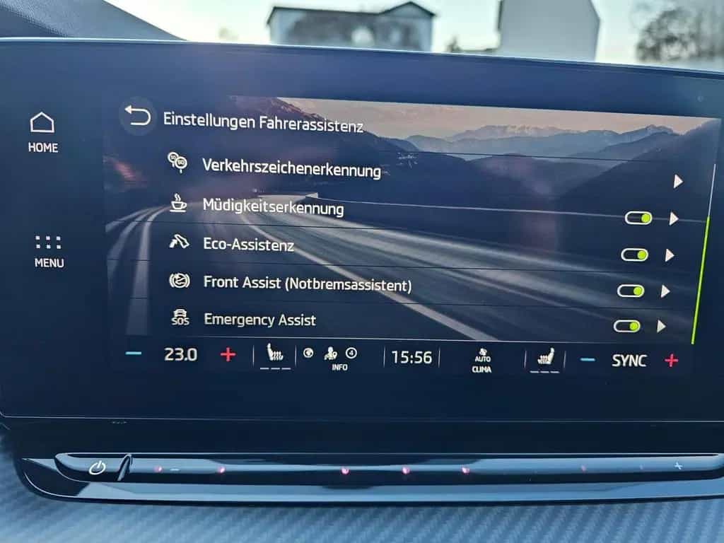 Skoda Octavia Combi RS 2.0 TSI DSG+COLUMBUS+GARANTIE27 11/2022-photo-22