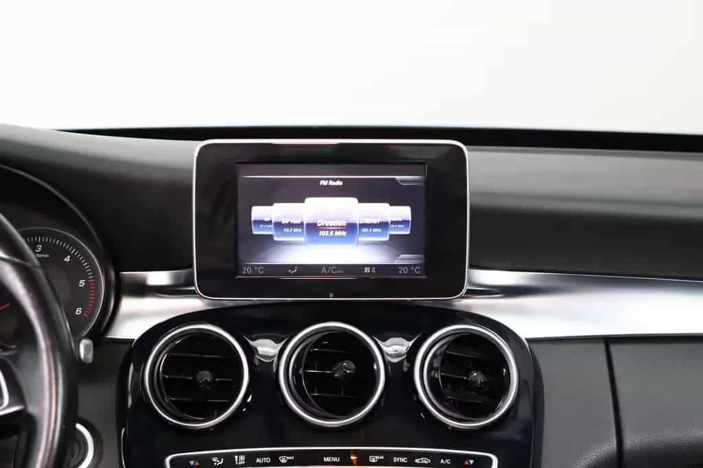 Mercedes-Benz C 180 d Avantgarde * LED * SHZ 02/2015-photo-16
