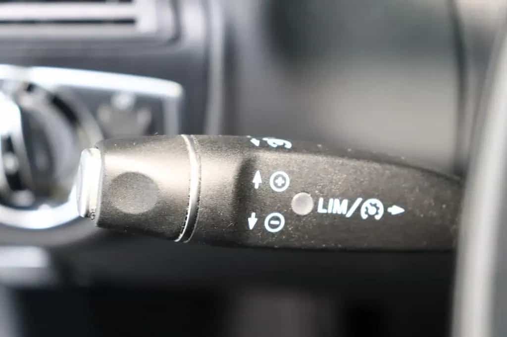 Mercedes-Benz C 180 d Avantgarde * LED * SHZ 02/2015-photo-23