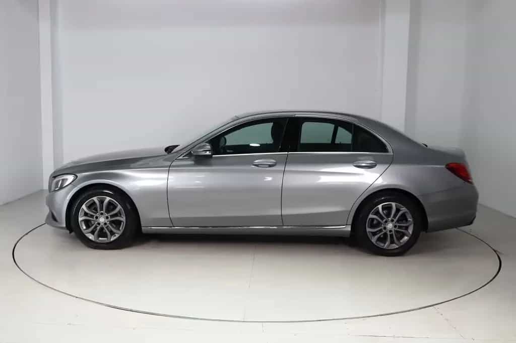 Mercedes-Benz C 180 d Avantgarde * LED * SHZ 02/2015-photo-8