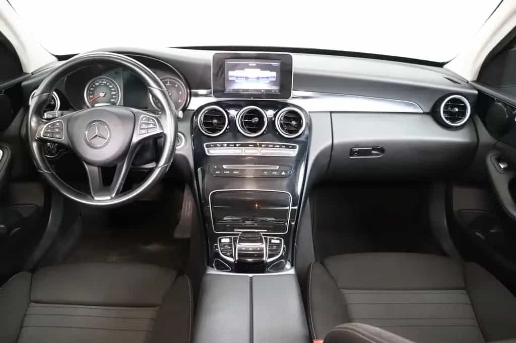 Mercedes-Benz C 180 d Avantgarde * LED * SHZ 02/2015-photo-9