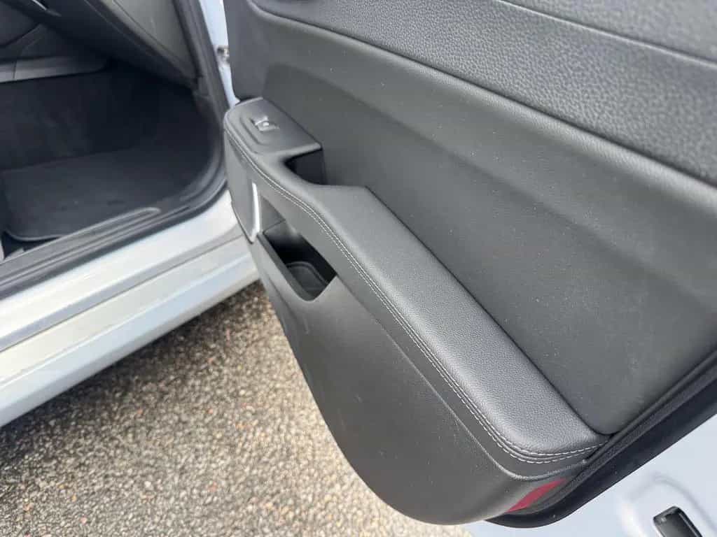 Alfa Romeo Giulia "Bianco Lunare" 10/2021-photo-12