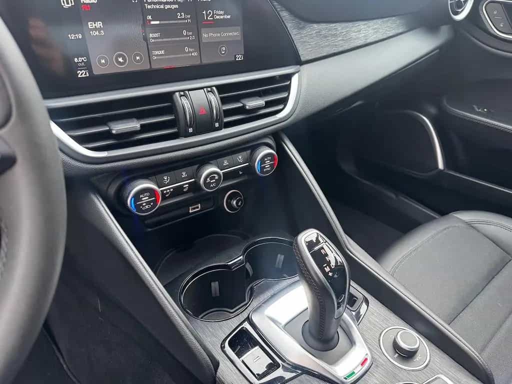 Alfa Romeo Giulia "Bianco Lunare" 10/2021-photo-22