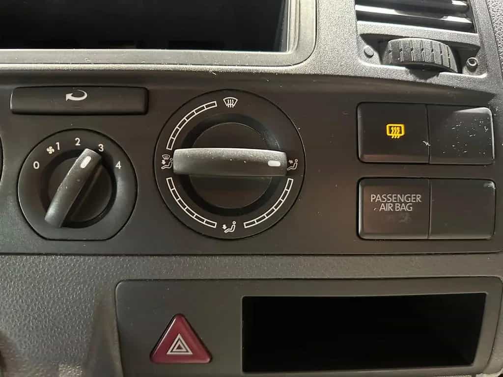 Volkswagen Transporter 4Motion Lang Pritsche Differentialsperre AHK 03/2013-photo-25