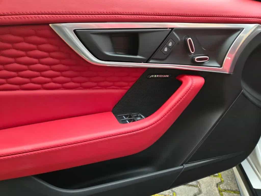 Jaguar F-Type 5.0 Cabrio R-Dynamic *neuwertig* 11/2020-photo-11