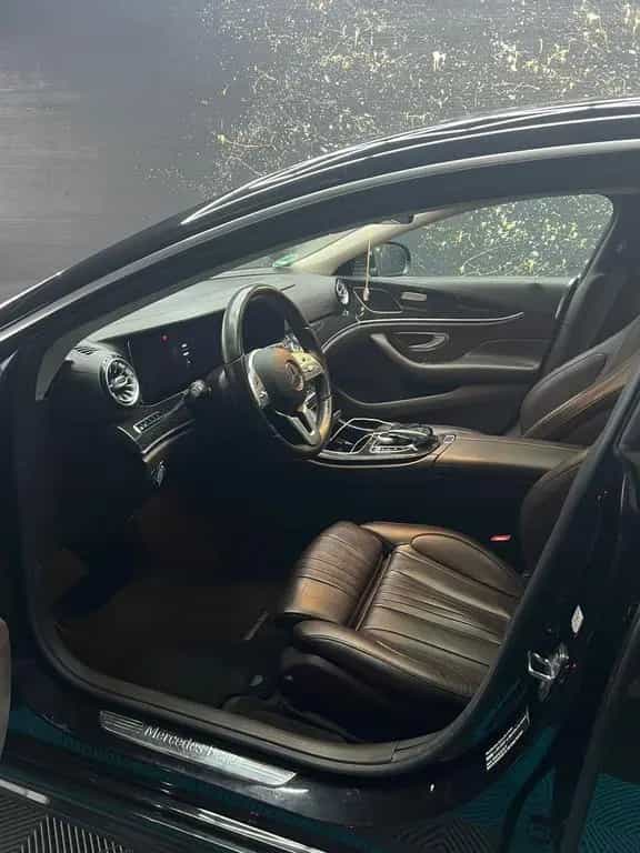 Mercedes-Benz CLS-Class 350d 4Matic/PANO/AMG-LINE/360KAM 07/2018-photo-10