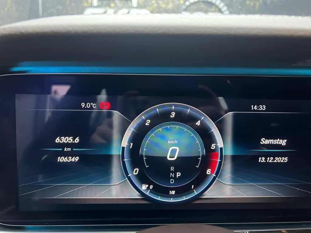 Mercedes-Benz CLS-Class 350d 4Matic/PANO/AMG-LINE/360KAM 07/2018-photo-13