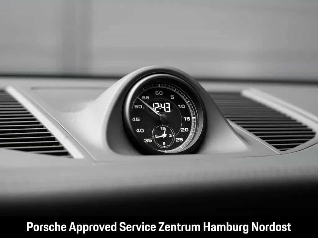 Porsche Macan T Panorama Servolenkung Plus 03/2024-photo-37