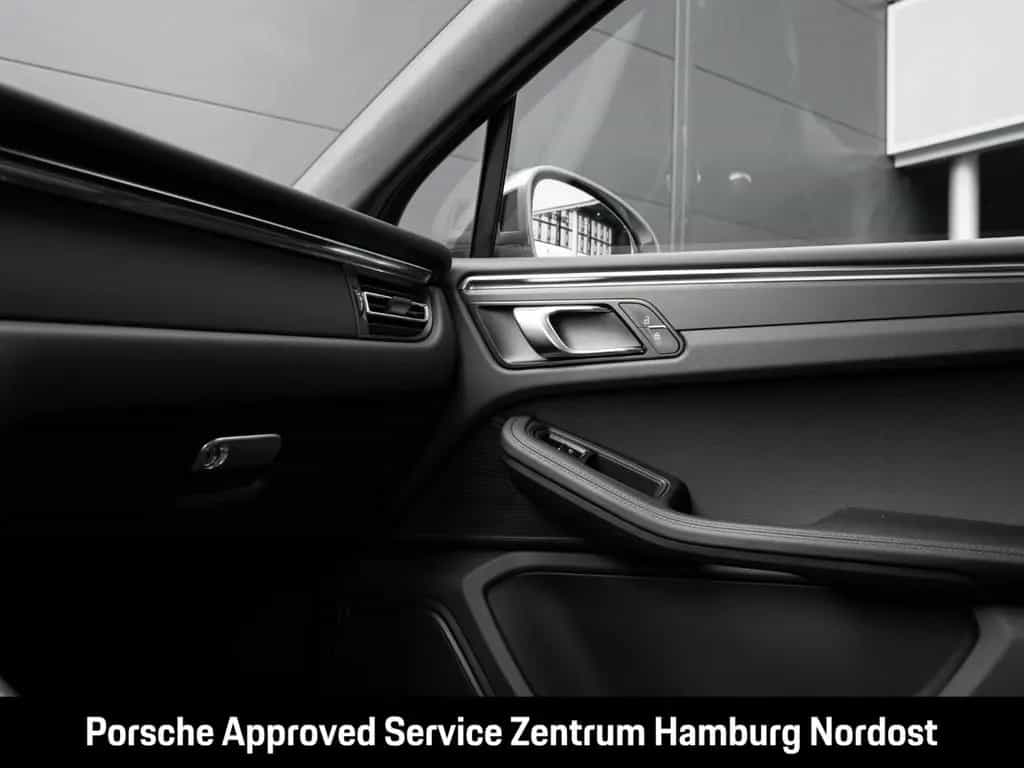 Porsche Macan T Panorama Servolenkung Plus 03/2024-photo-38
