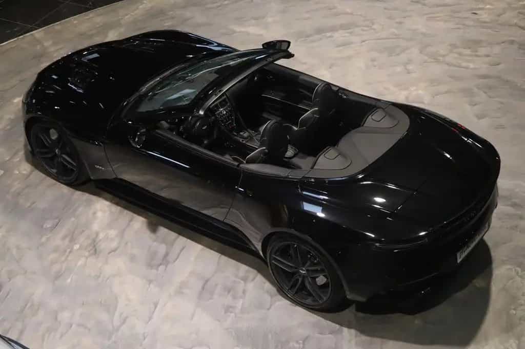 Aston Martin DBS Superleggera Volante - B&O - Carbon 11/2018-photo-23