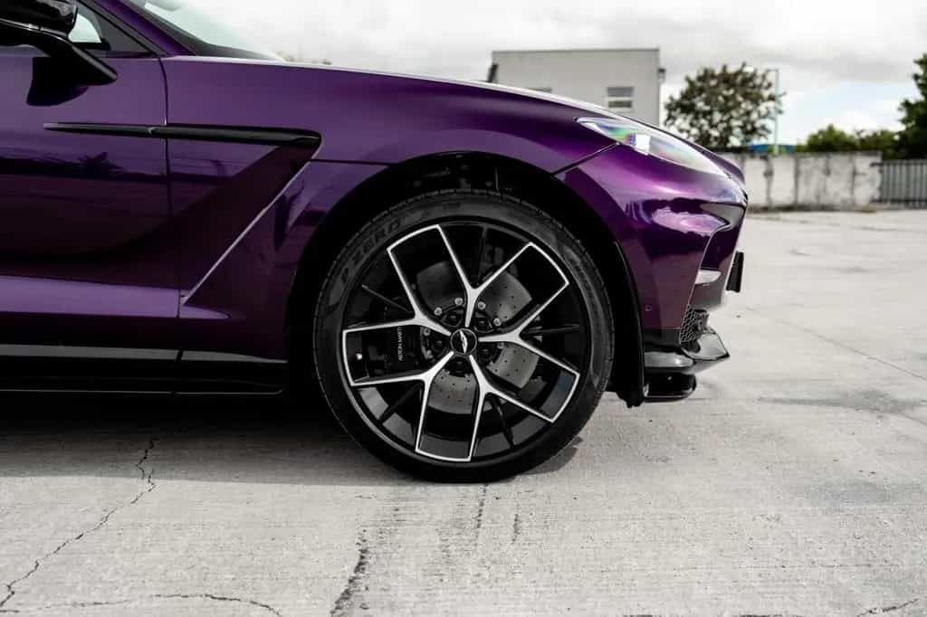 Aston Martin DBX 4.0 V8 DBX707 PURPLE STORM 289K LP Q Leather 06/2025-photo-24