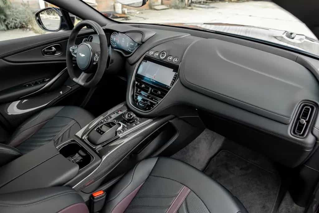 Aston Martin DBX 4.0 V8 DBX707 PURPLE STORM 289K LP Q Leather 06/2025-photo-30