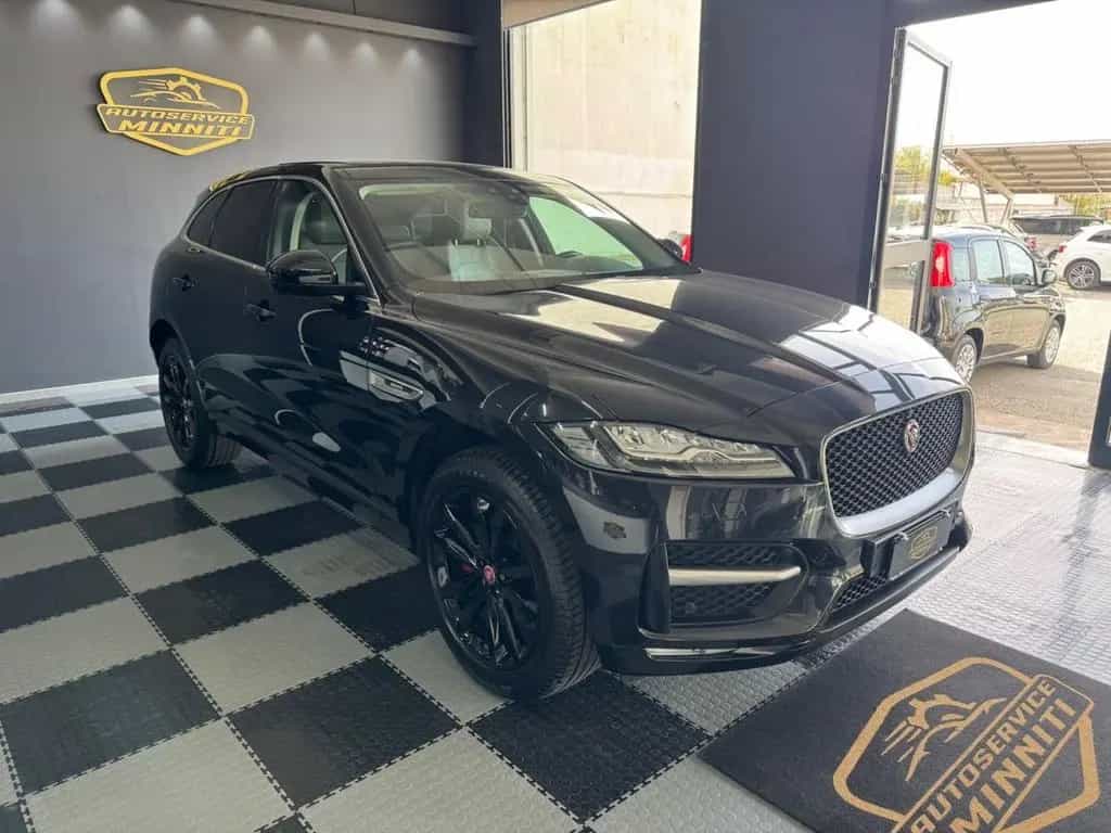 Jaguar F-Pace 2.0 D 180 CV AWD R-Sport 11/2016-photo-0