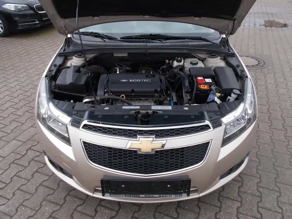 Chevrolet Cruze LTZ, Navi Leder Schiebed. zus.Winterräder 08/2012-photo-9