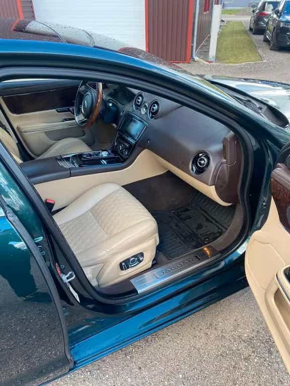 Jaguar XJ Portfolio 3.0 V6 Lang VOLLAUSTATTUNG RWD 04/2016-photo-2
