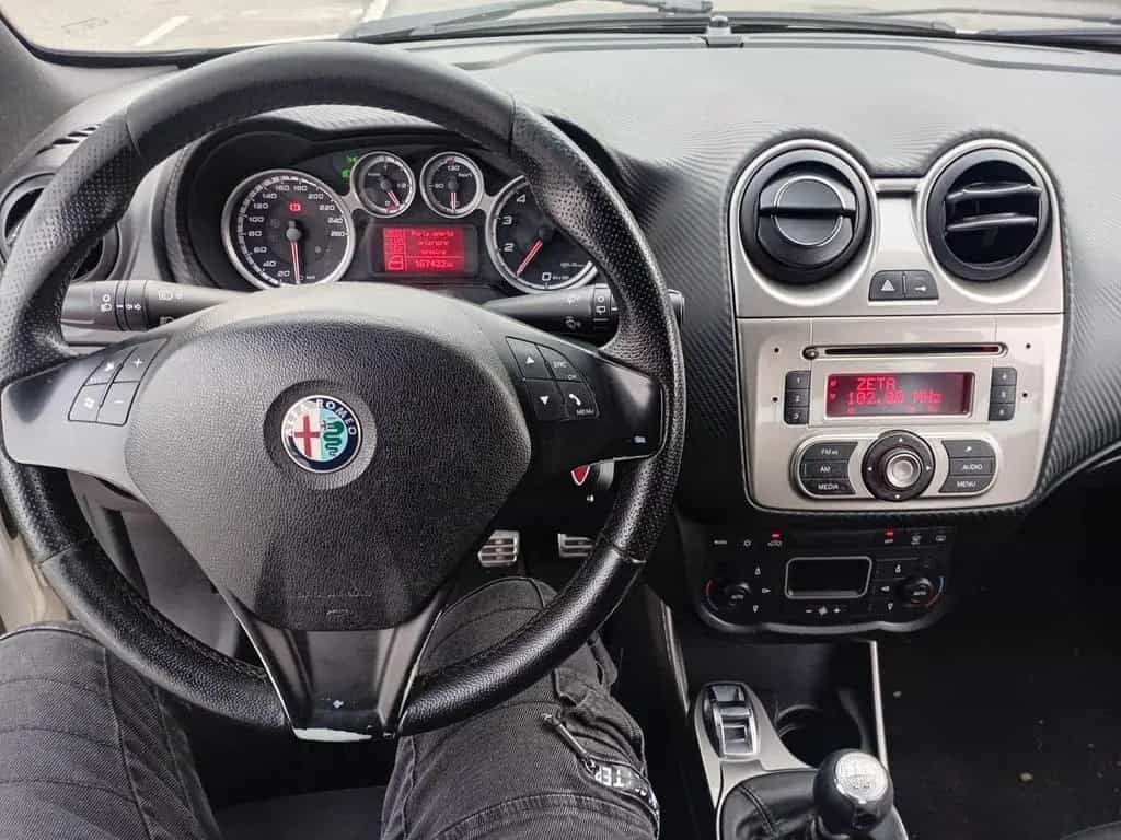 Alfa Romeo MiTo 1.4 T 170 CV M.air S&S Q.Verde S 06/2010-photo-2
