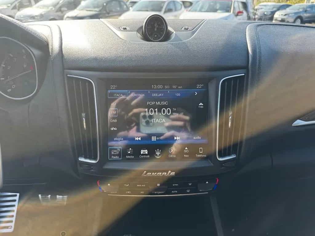 Maserati Levante V6 430 CV S AWD Gransport 12/2018-photo-13