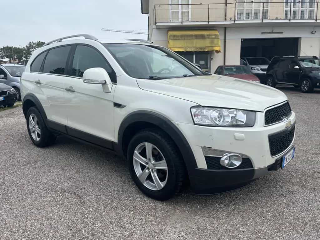 Chevrolet Captiva 2.2 VCDi 184CV LTZ 7 posti 09/2012-photo-4