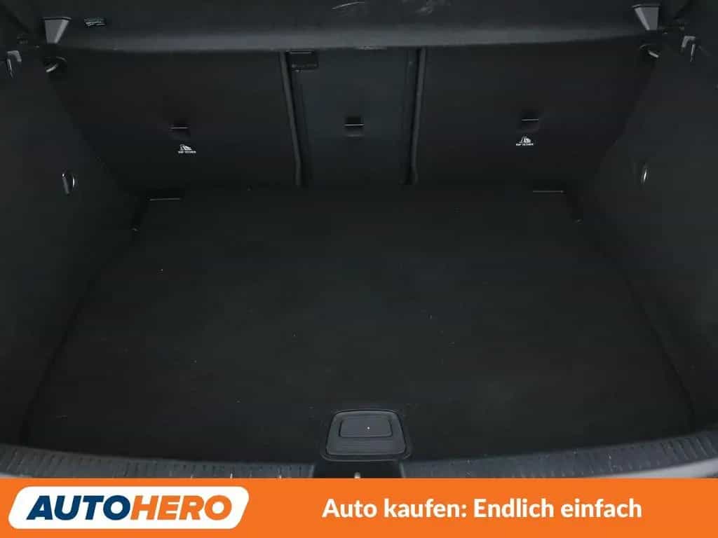 Mercedes-Benz A-Class 35 AMG 4Matic Aut.*MULTIBEAM*NAVI*TEMPO*CAM*SH 11/2021-photo-16