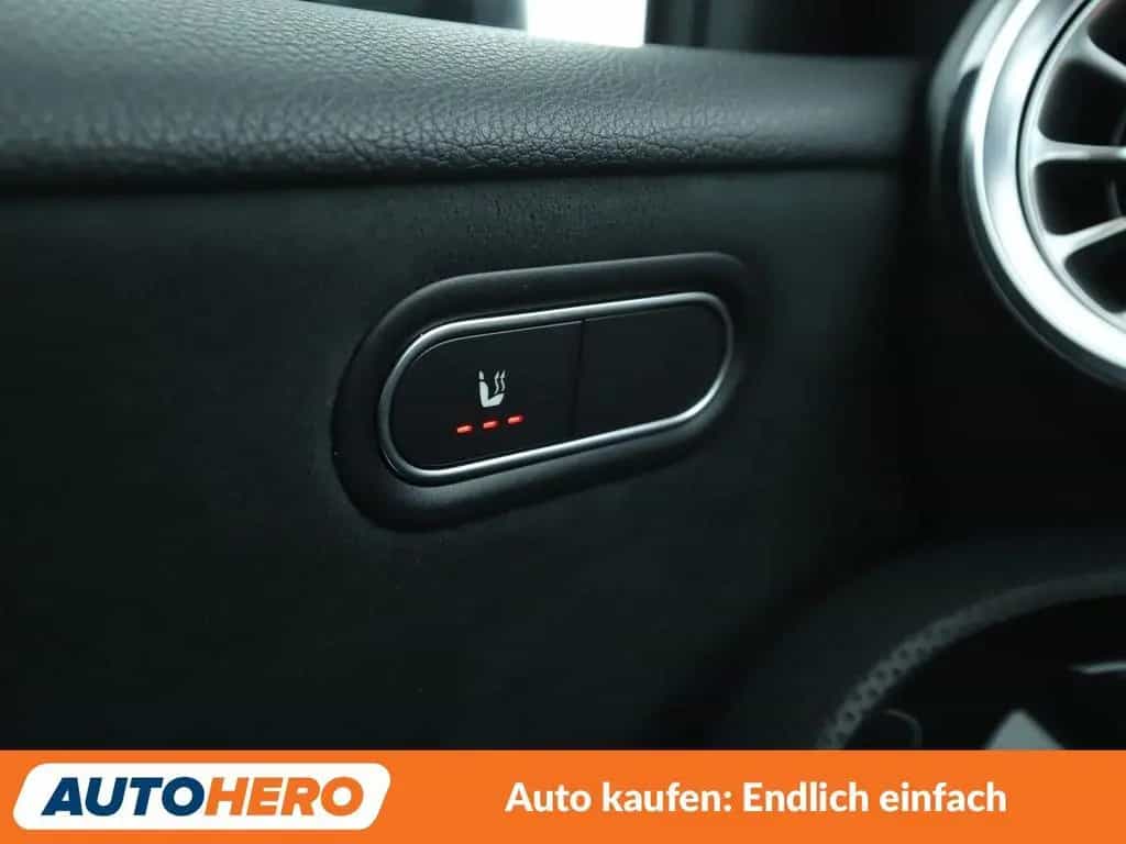 Mercedes-Benz A-Class 35 AMG 4Matic Aut.*MULTIBEAM*NAVI*TEMPO*CAM*SH 11/2021-photo-26