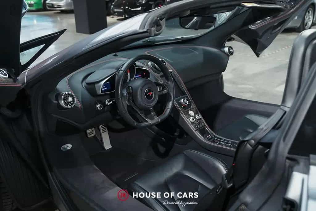 McLaren 650S SPIDER 1ST OWNER - 21% VAT DEDUCTIBLE 06/2015-photo-12