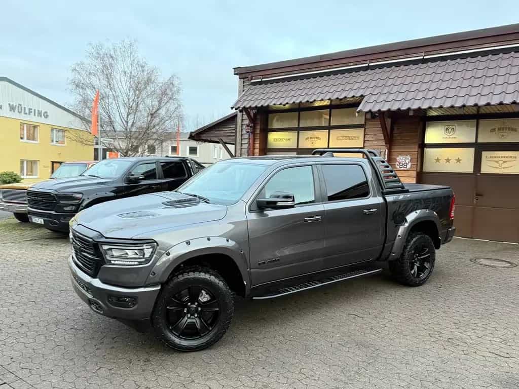 Dodge RAM V8*4X4*AHK*NAVI*ROLLBAR*OFFROAD*LIFT*LED*SPORT* 09/2021-photo-0